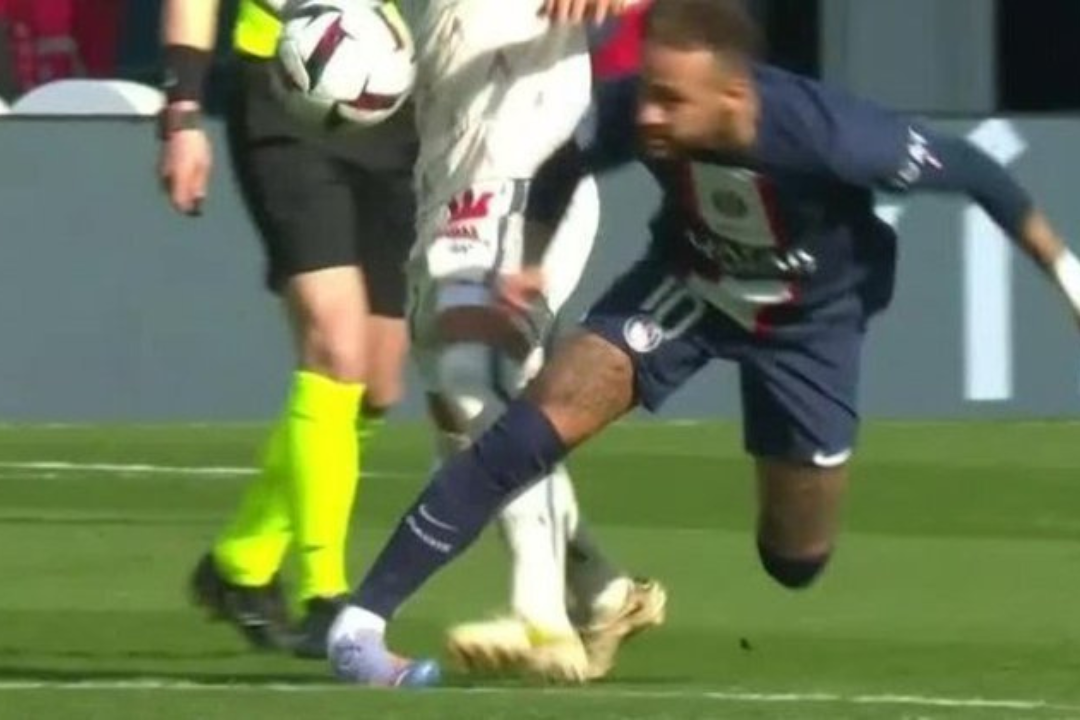 No momento, você está visualizando <strong>Qual a gravidade da lesão de Neymar?</strong>