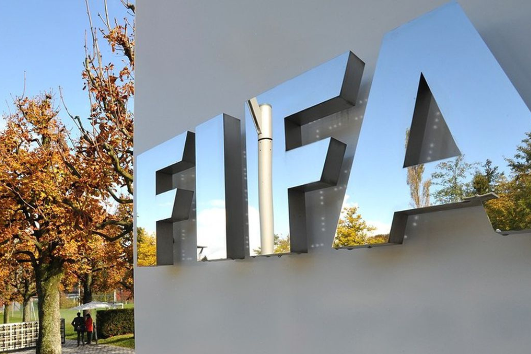 Leia mais sobre o artigo <strong>FIFA estuda mudanças no futebol</strong>