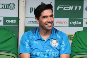 Leia mais sobre o artigo Abel Ferreira se aproxima de renovação com o Palmeiras